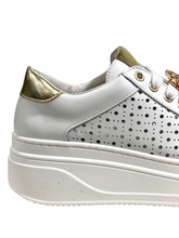 Carica l'immagine nel visualizzatore di Gallery, Sneaker Emy