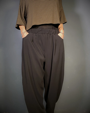 Carica l'immagine nel visualizzatore di Gallery, Pantalone Emma ~ Limited Edition