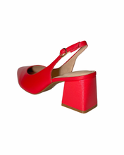 Carica l'immagine nel visualizzatore di Gallery, Slingback