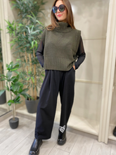 Carica l'immagine nel visualizzatore di Gallery, Gilet cachemire