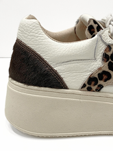 Carica l'immagine nel visualizzatore di Gallery, Sneaker Emy