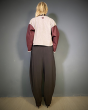 Carica l'immagine nel visualizzatore di Gallery, Bomber Asia
