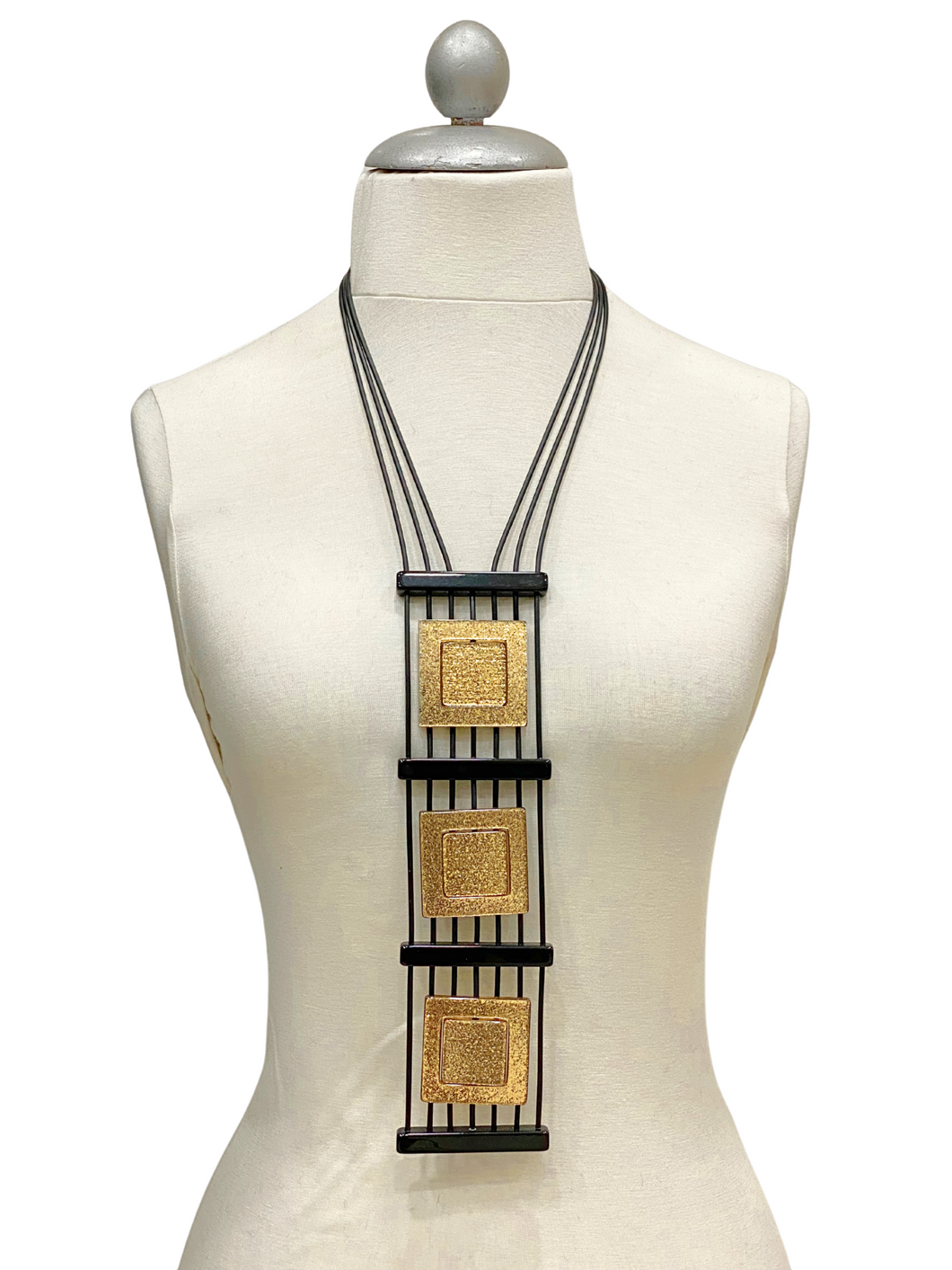 Collana totem