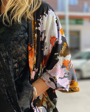 Carica l&#39;immagine nel visualizzatore di Gallery, Kimono Kaori
