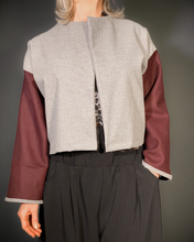 Carica l'immagine nel visualizzatore di Gallery, Bomber Asia
