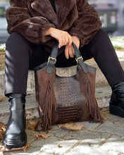 Carica l&#39;immagine nel visualizzatore di Gallery, Borsa frange
